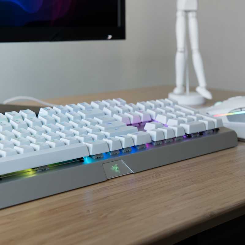 Клавіатура Razer BlackWidow X Chroma Mercury Edition White