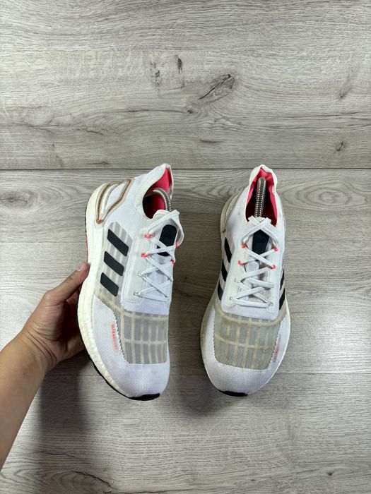 Adidas UltraBoost чоловічі кросівки 42.5 розмір