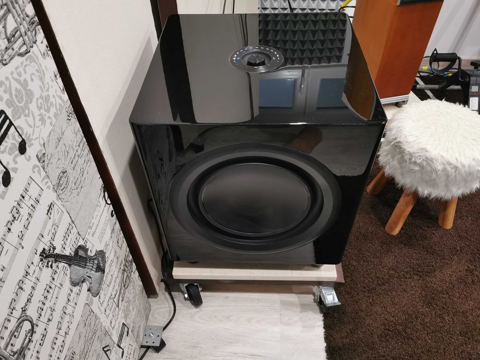 subwoofer topo de gama coluna activa Monitor Audio Platinum PLW215 II