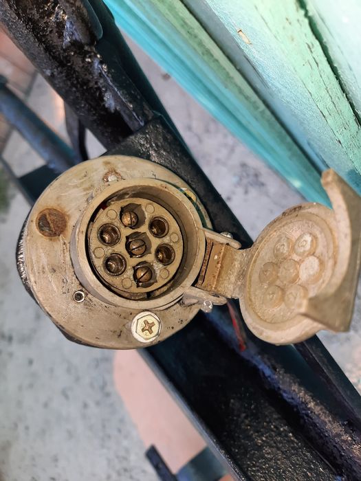 Фаркоп на газ 24 Волга