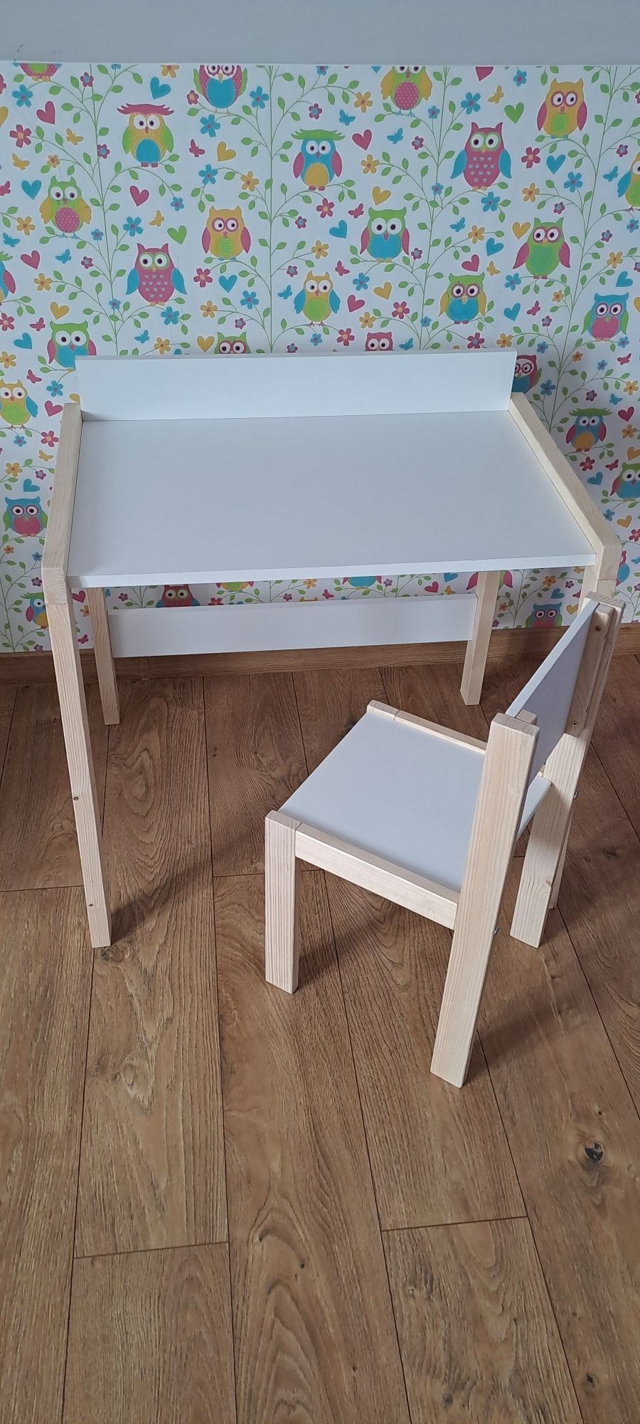 Biurko dla dziecka z krzesełkiem /dziewczynki/chłopca