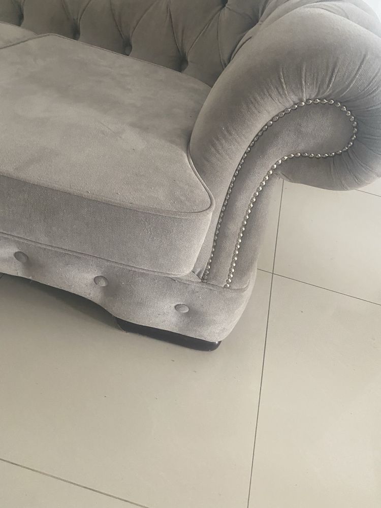 Sofa Chesterfield plus 2 fotele