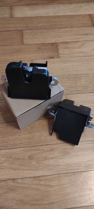 Замок багажника Volkswagen Golf ,Touran,Passat B6 B7 ,Tiguan,