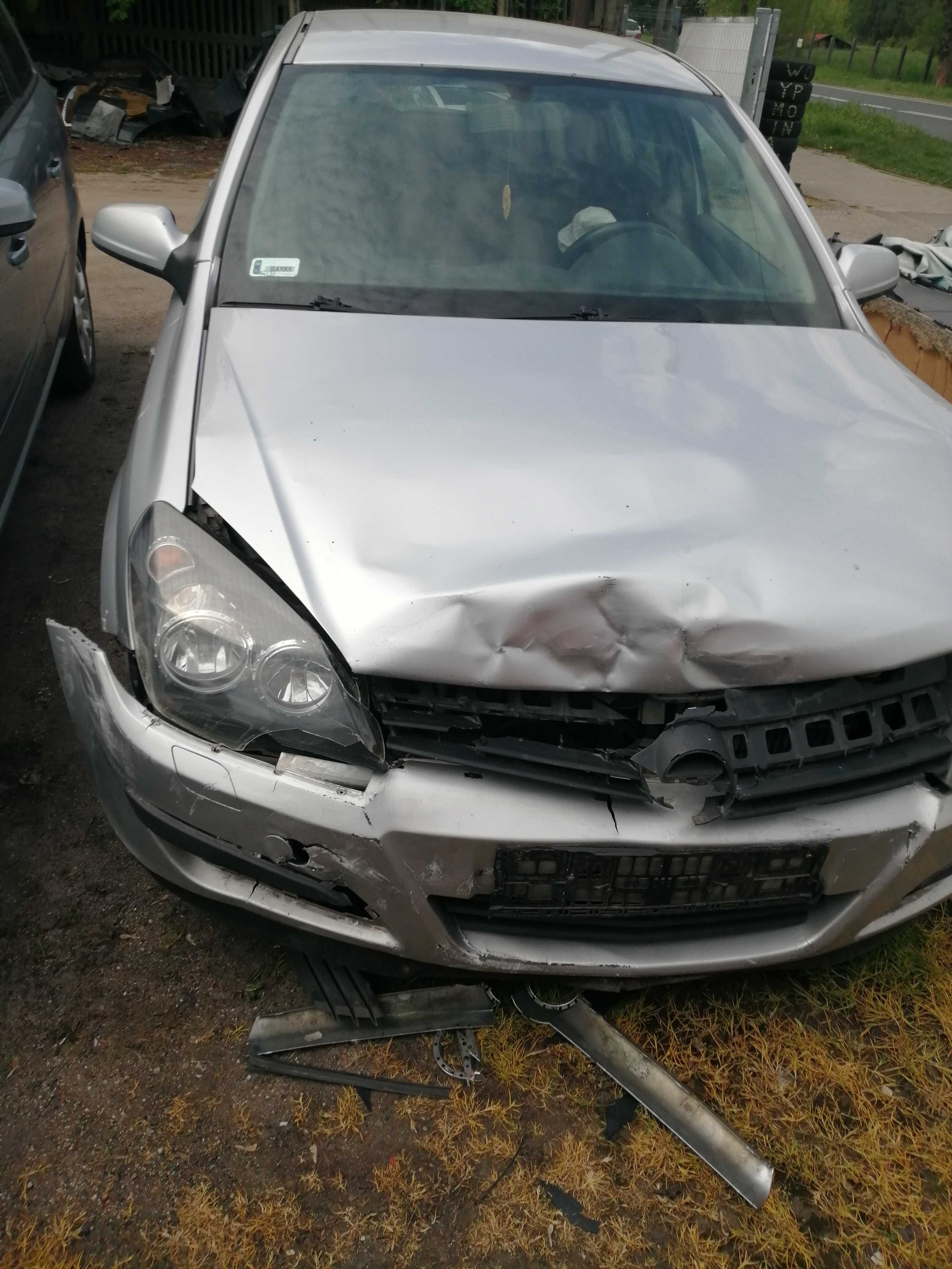 OPEL ASTRA H III 1.3 diesel SKRZYNIA BIEGÓW M32 klapa drzwi Z157