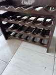 Garrafeira PVC em bom estado