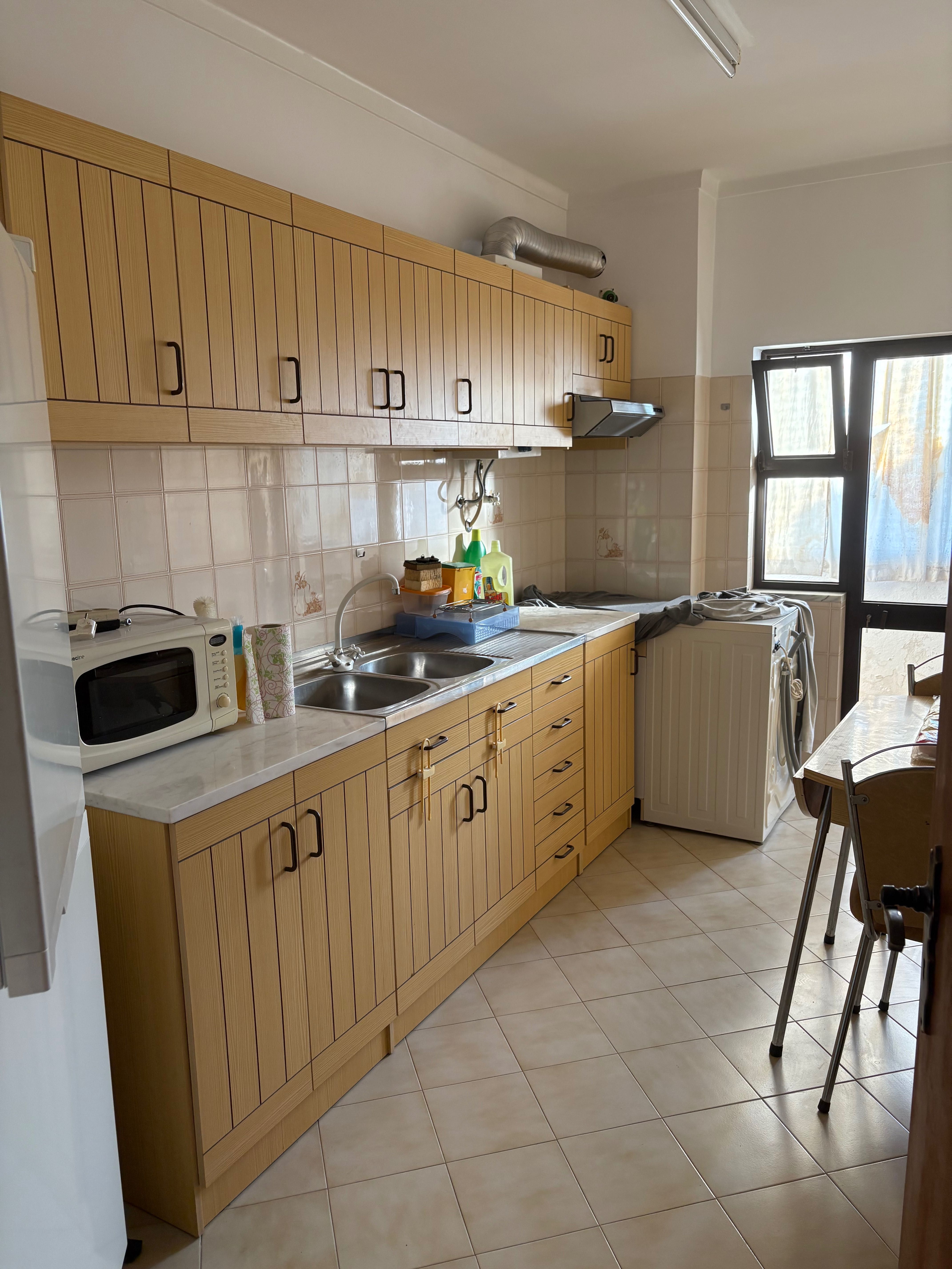 Apartamento T2 mobilado com a/c em TAVIRA  (Porta Nova)