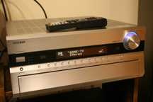 Audiofilski amplituner Onkyo TX NR 905 USB wzmacniacz 220 watt / kanał