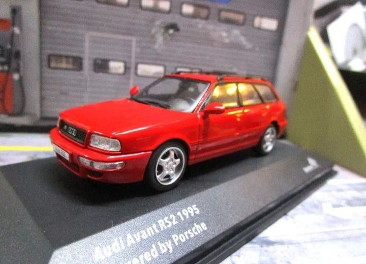 Solido 1/43 audi rs2 powered by porsche 1995