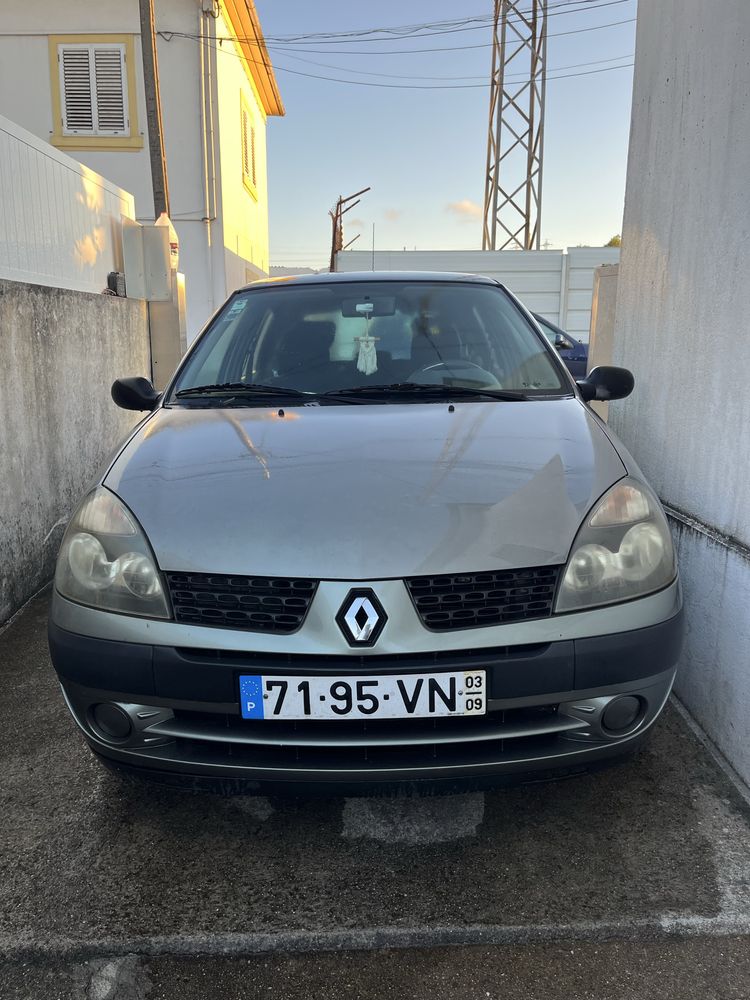 Renault Clio 2 - 1.2 16V 2003