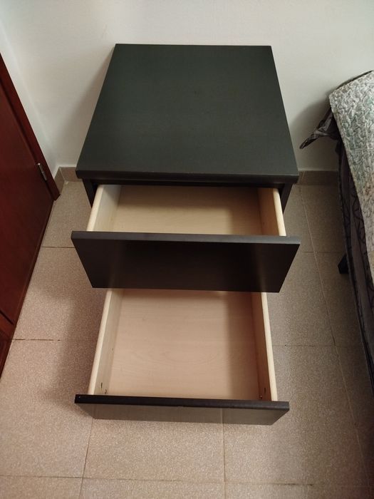 Cómodas usadas/ bom estado