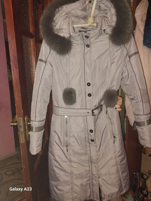 Пуховик зимній розміром 48