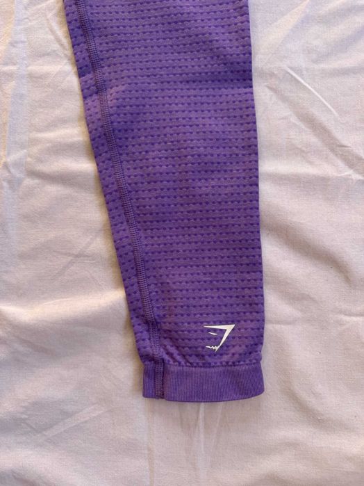 Fioletowy komplet sportowy Gymshark seamless legginsy i crop top xs 34