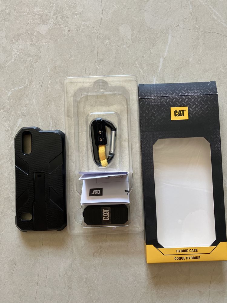 Чехол CAT hybrid case тішки бу.