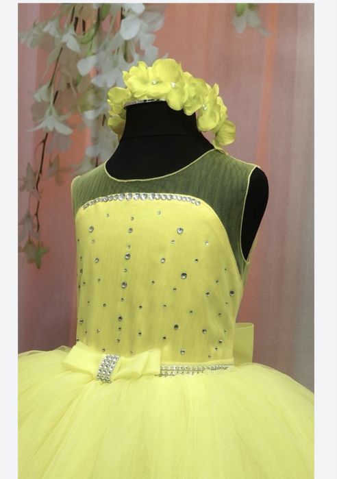 Сукні прокат 104-110