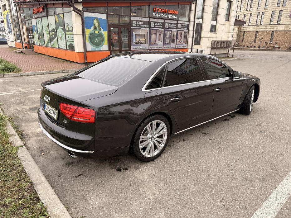Продам Audi A8L 2012