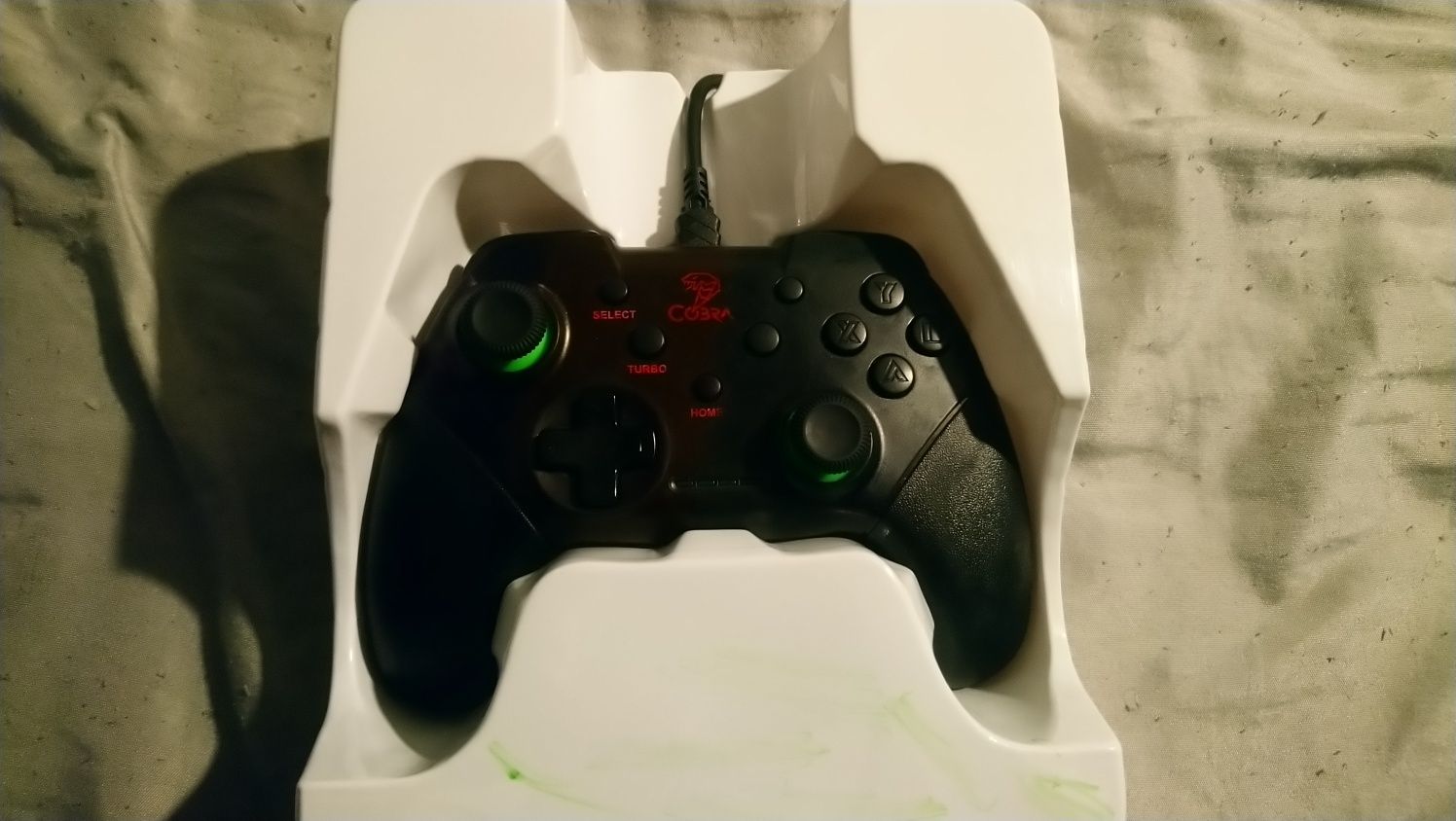 Gamepad Cobra przewodowy