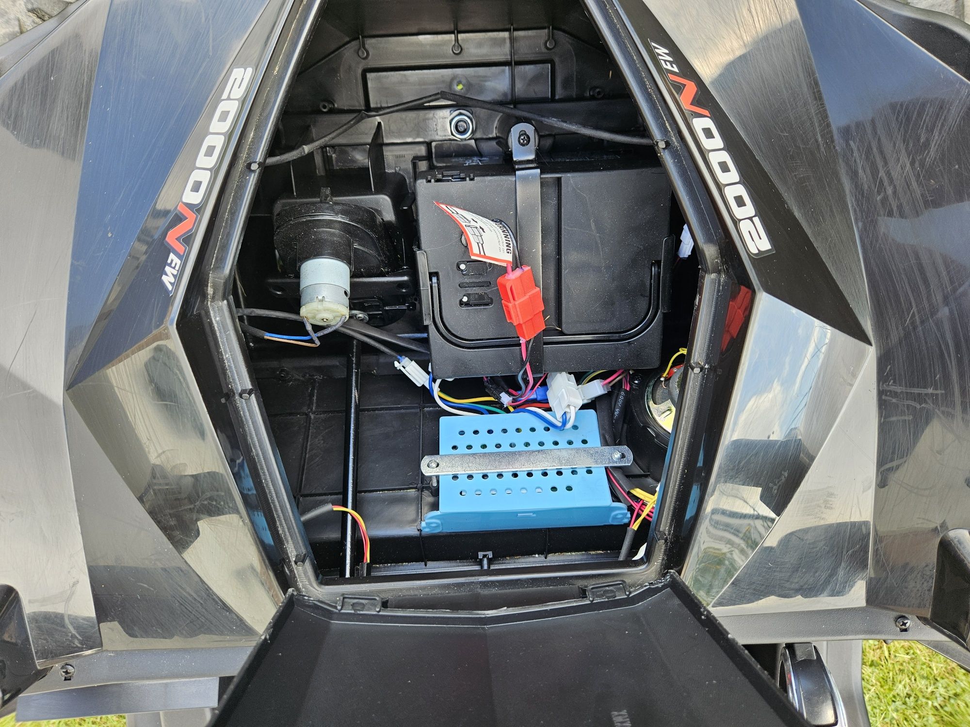 Buggy, samochód elektryczny 4x4 2 os.