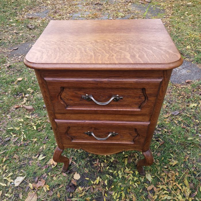 Piękna stylowa komoda dębowa