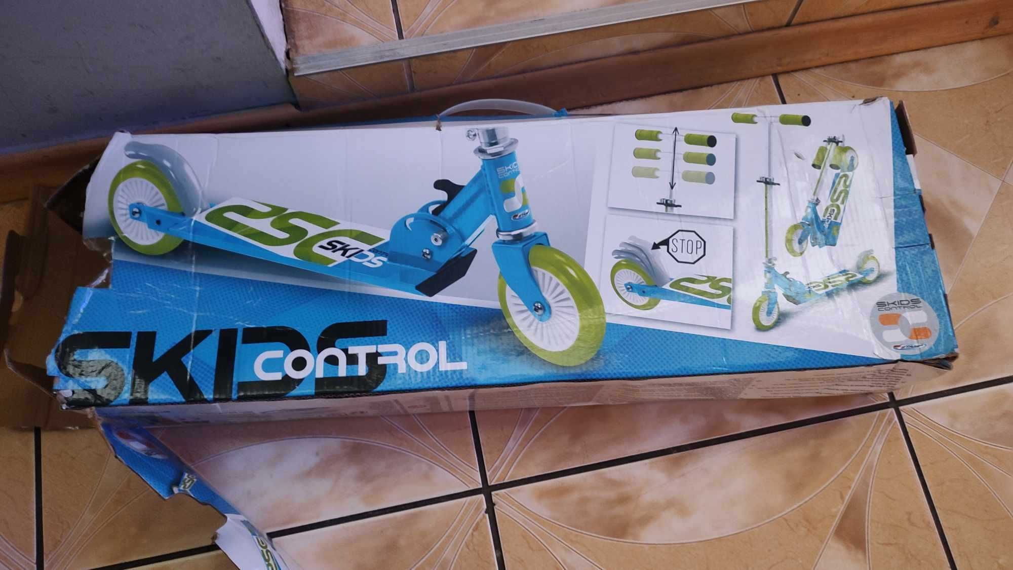 Składana hulajnoga Skids Control
