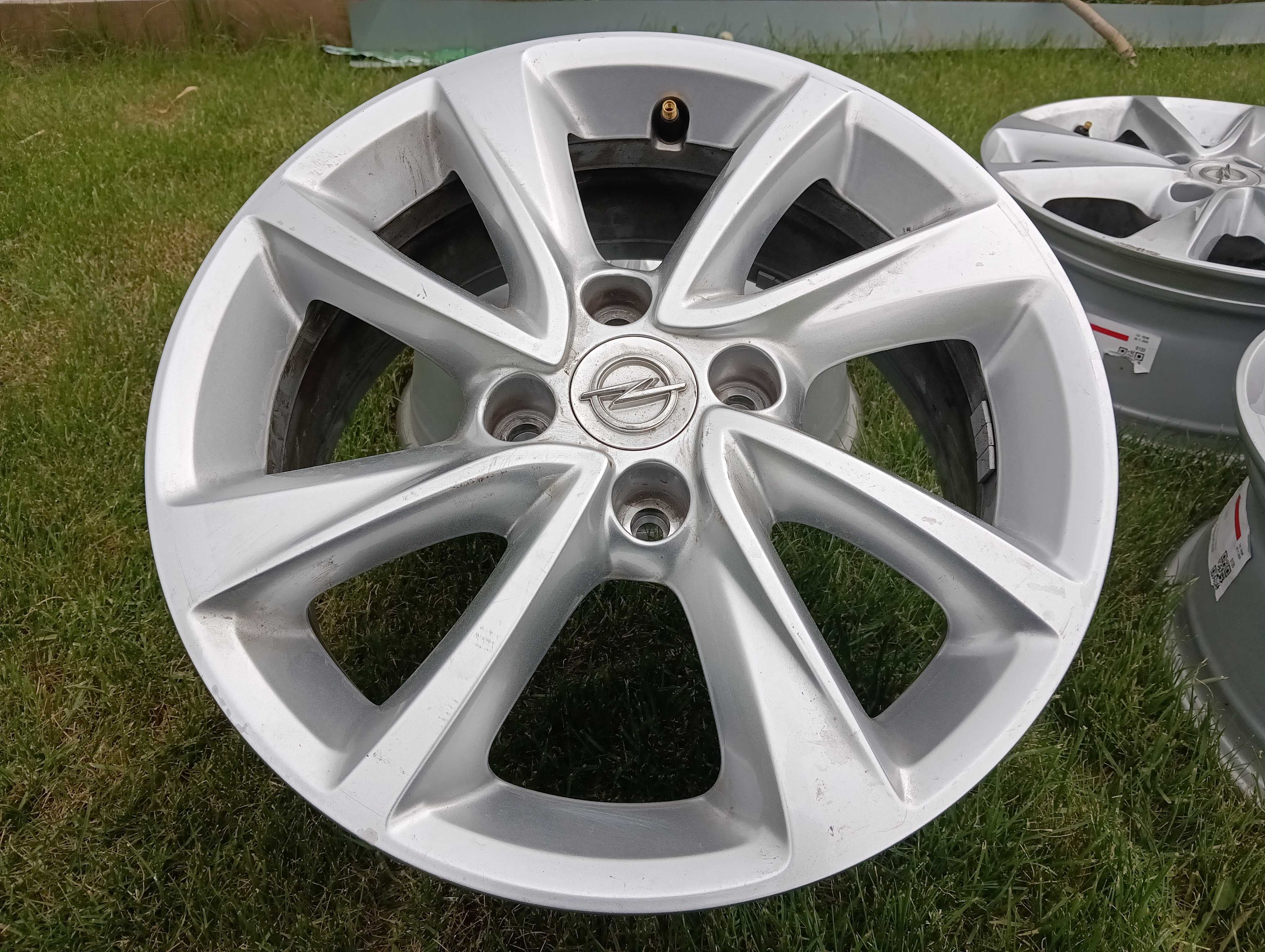 felgi 16 Opel Grandland Crossland Mokka Peugeot 3008 4x108