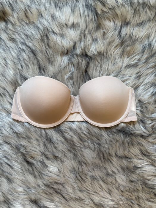 Beżowy biustonosz samonośny bez ramiączek H&M