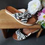 Stylowe klapki damskie Walkx Woman r. 41 – wzór zebra, bardzo dobry st