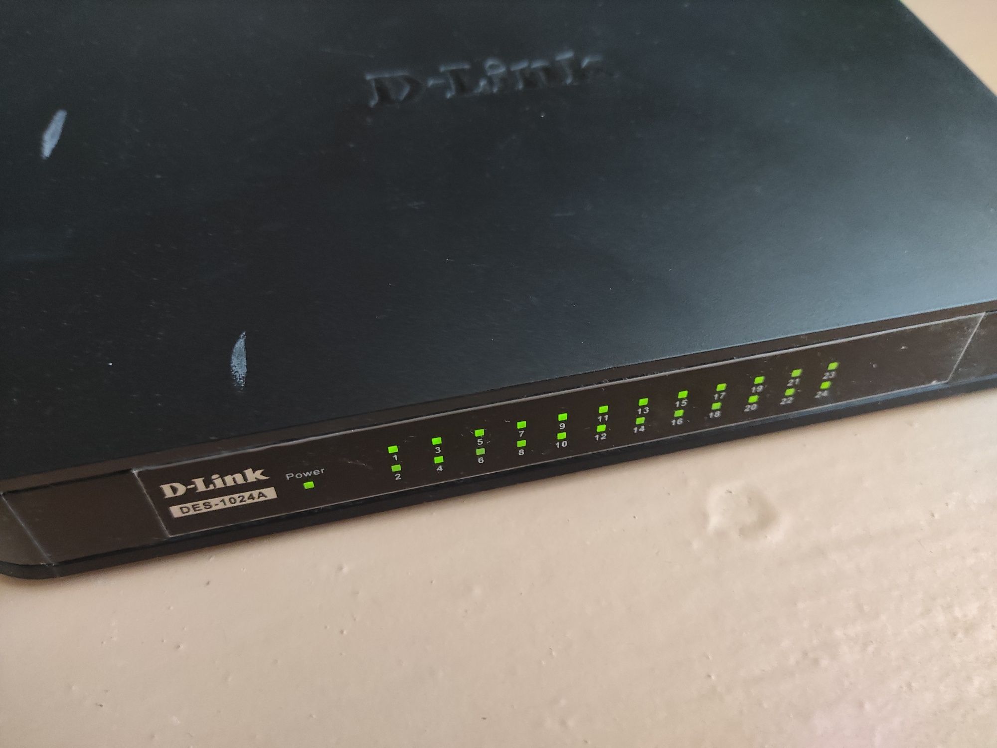 D-Link DES-1024A