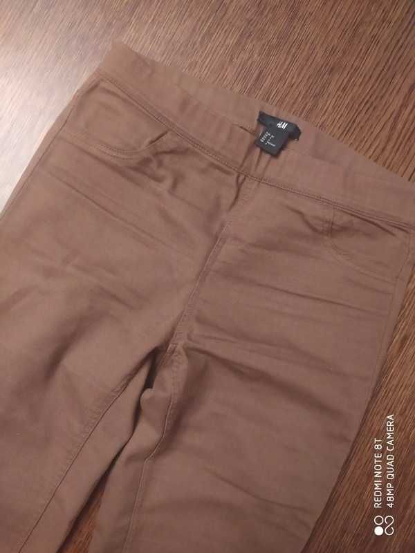 Brązowe rurki H&M wąskie nogawki