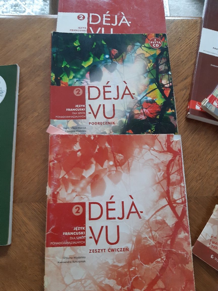 Deja-vu podręczniki do francuskiego