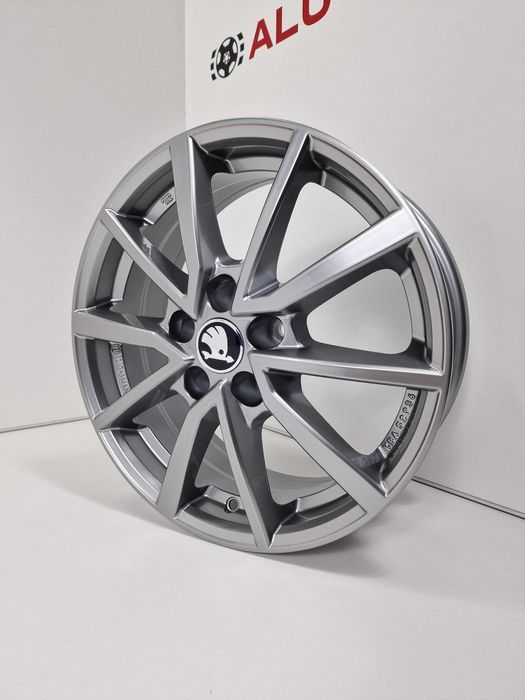 NOWE alufelgi SKODA 16'' 5x100 Scala Fabia Octavia Rapid - Srebrny
