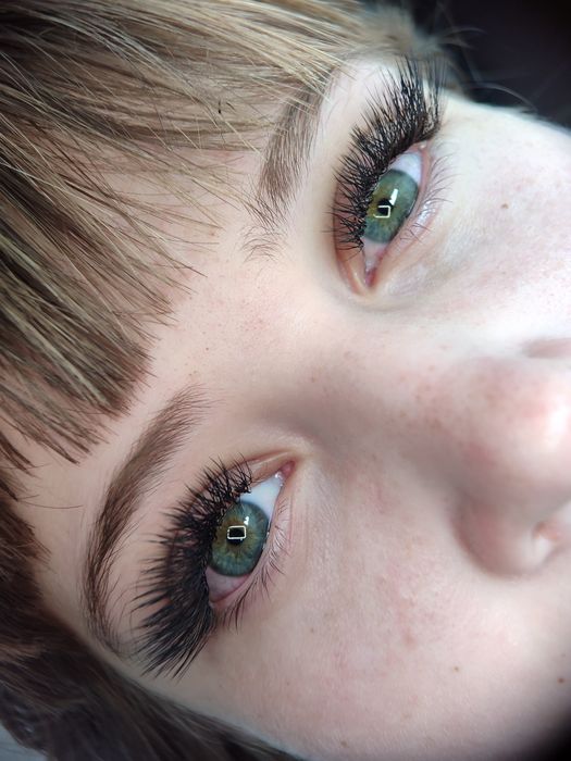 Нарощення вій Славута