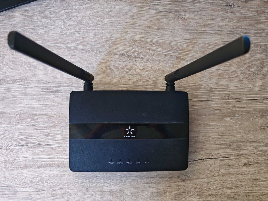 Продам Роутер Киевстар Huawei WS319 Б/У