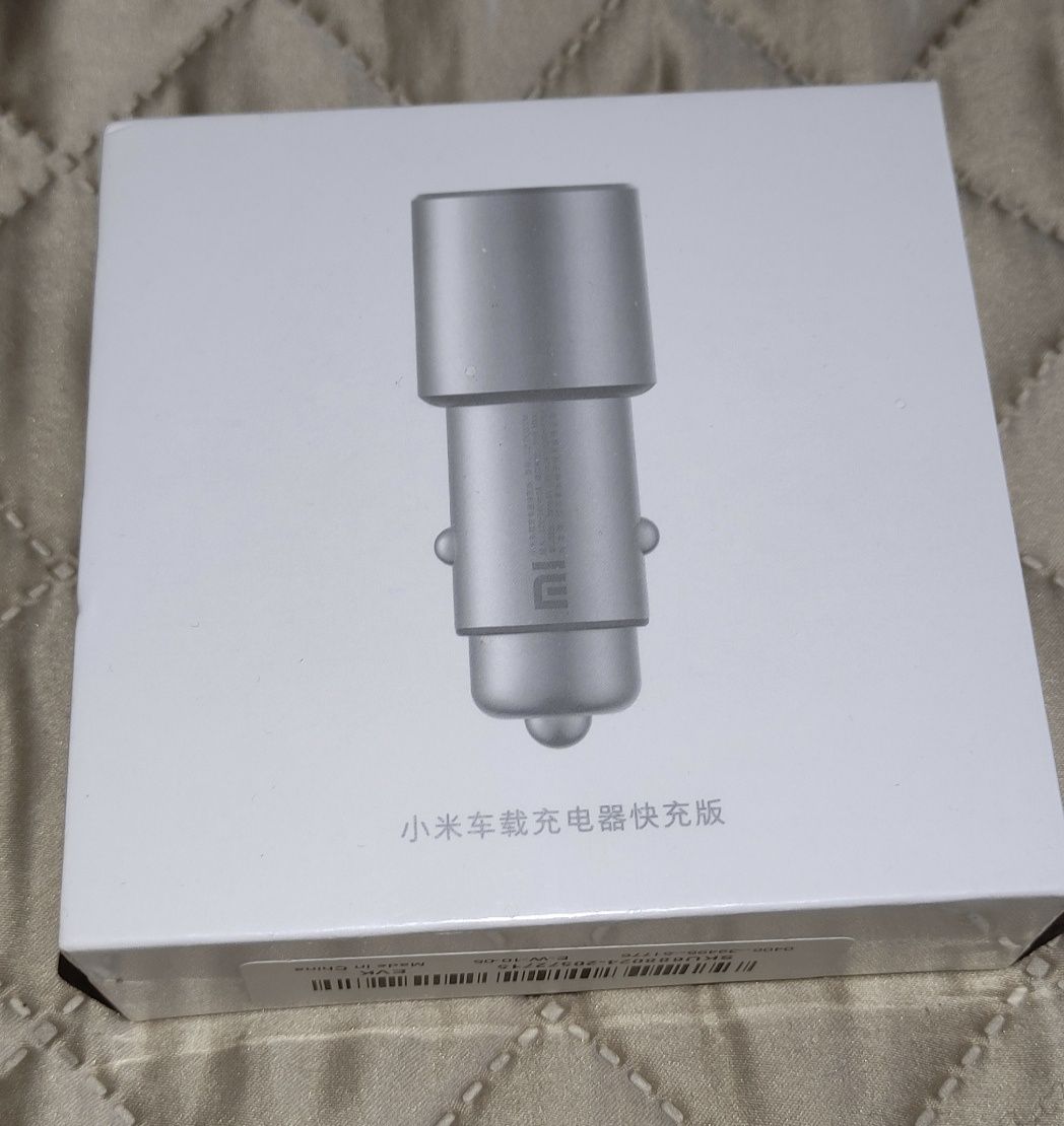 Автомобільний зарядний пристрій Xiaomi Car Quick Charger 3.0 CZCDQ02ZM