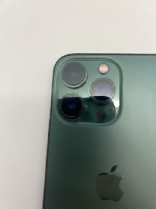 IPhone 13 Pro VERDE