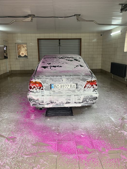 Продам бмв є 39 в хорошу стані