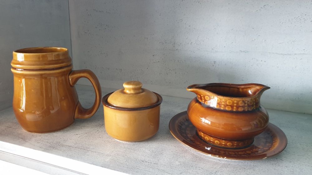 Naczynia użytkowe i dekoracyjne