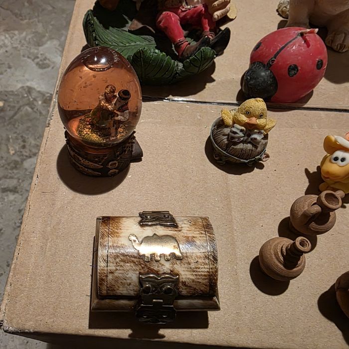 Różnego rodzaju figurki