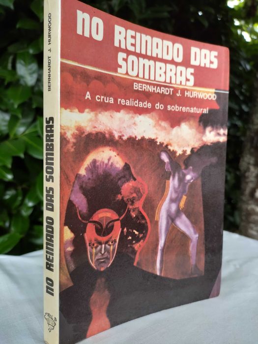 No Reinado das Sombras (Bernhardt J. Hurwood)