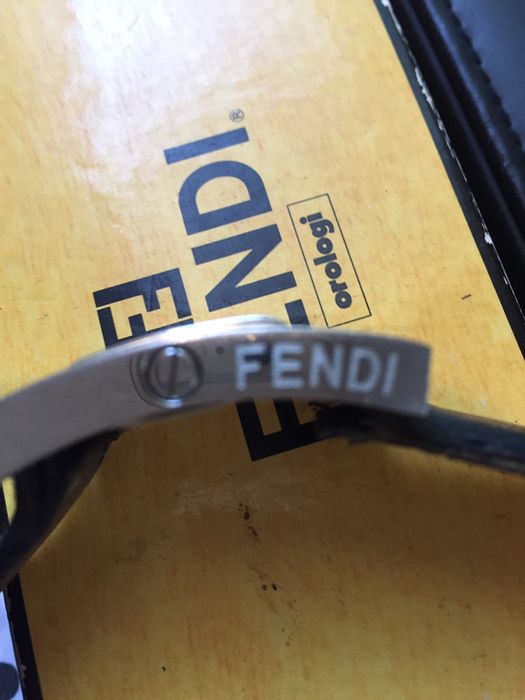 Часы женские, наручные