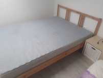 Cama de casal em pinho