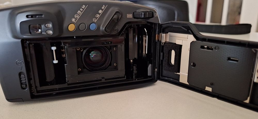 Pentax zoom 105-R