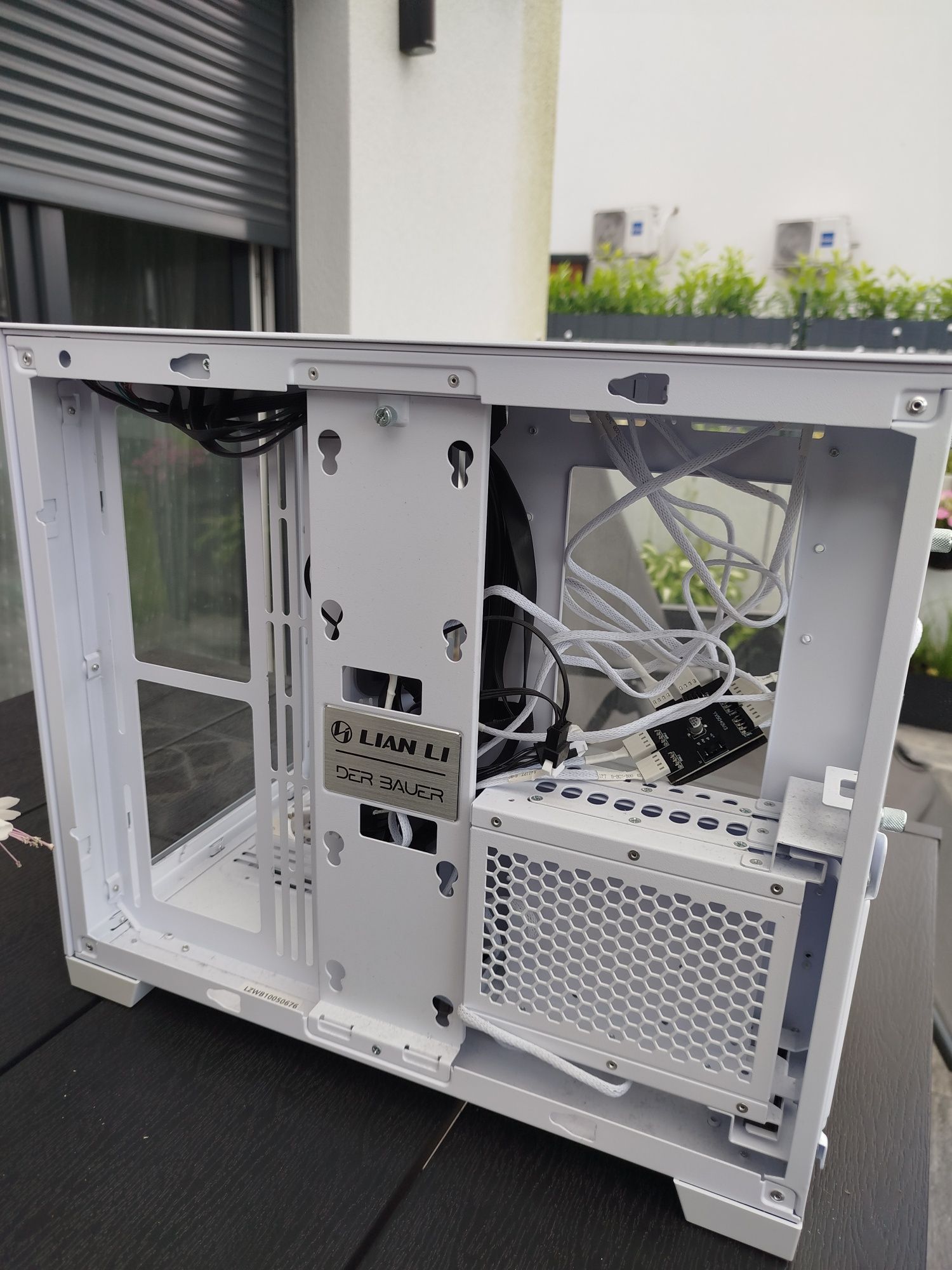 Obudowa PC - Lian Li o11 Dynamic Mini Snow Edition