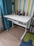 Продам парту растишка FAN DESK