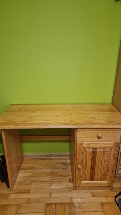 Drewniane biurko 114 cm