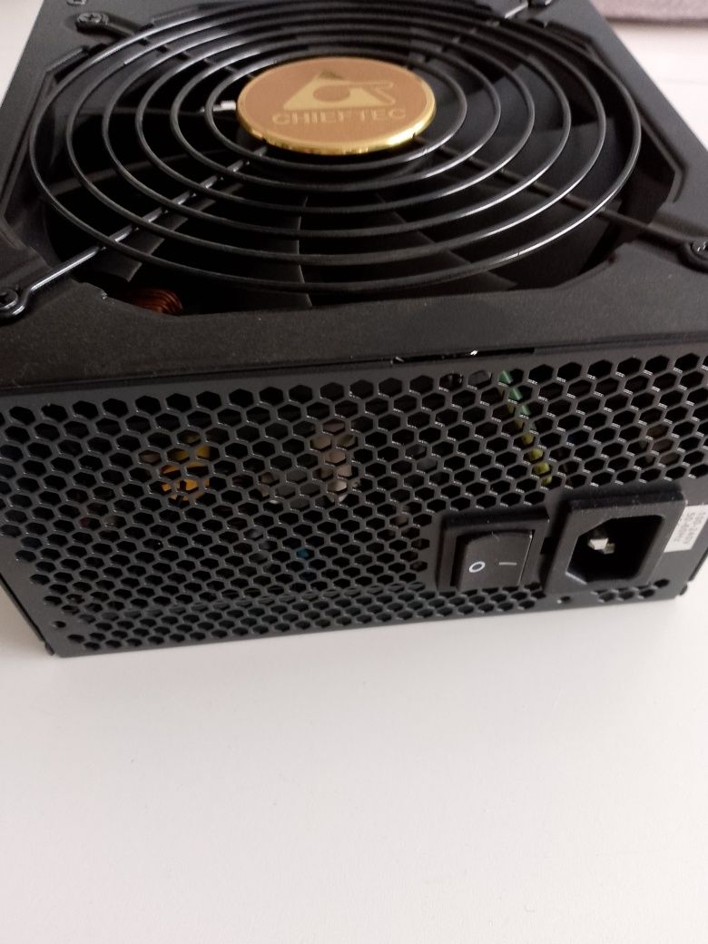 Zasilacz  CHEEFTEC BDF 850C