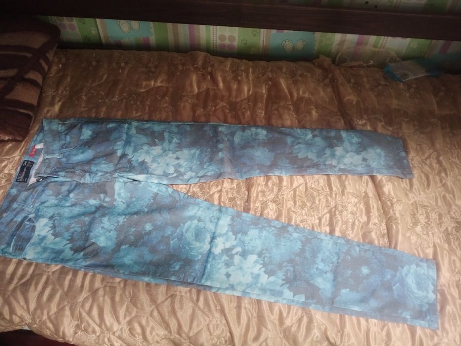 Джинси жіночі 36 розмір