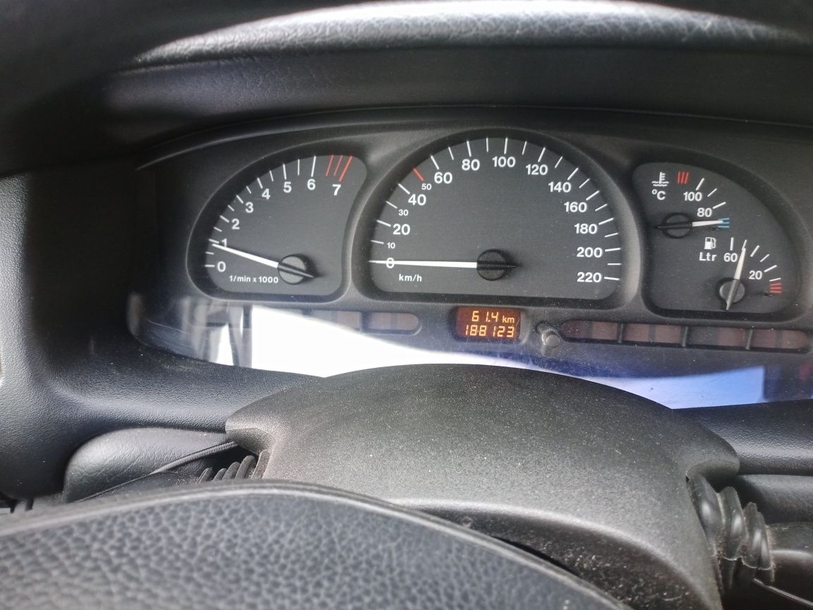 Продам авто Opel Vektra