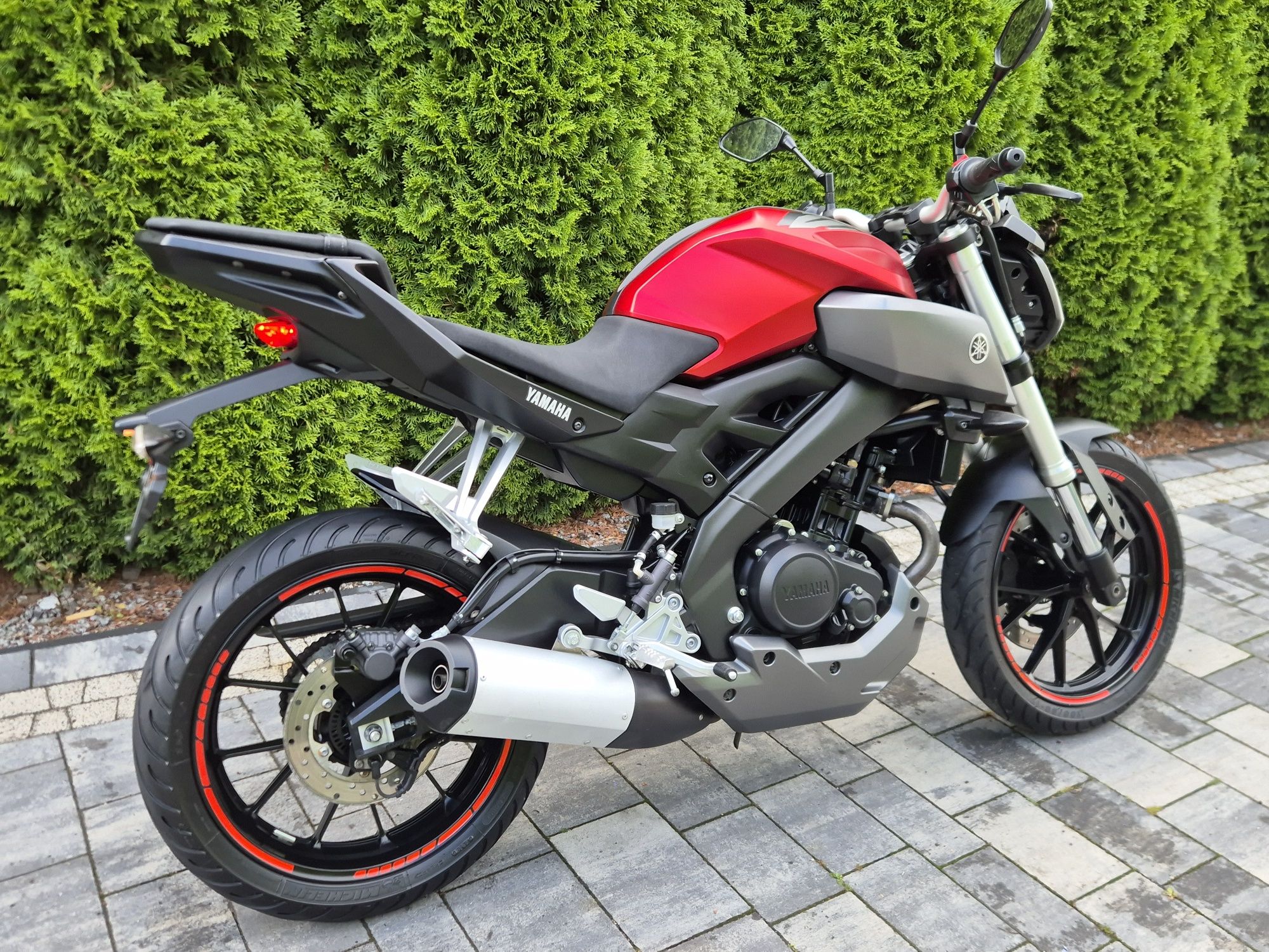 Yamaha MT 125 ABS 2015R ks serwisowa Idealna Kat B a1