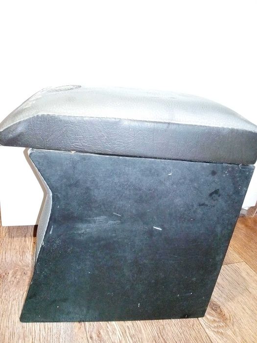 подлокотник на Skoda Fabia