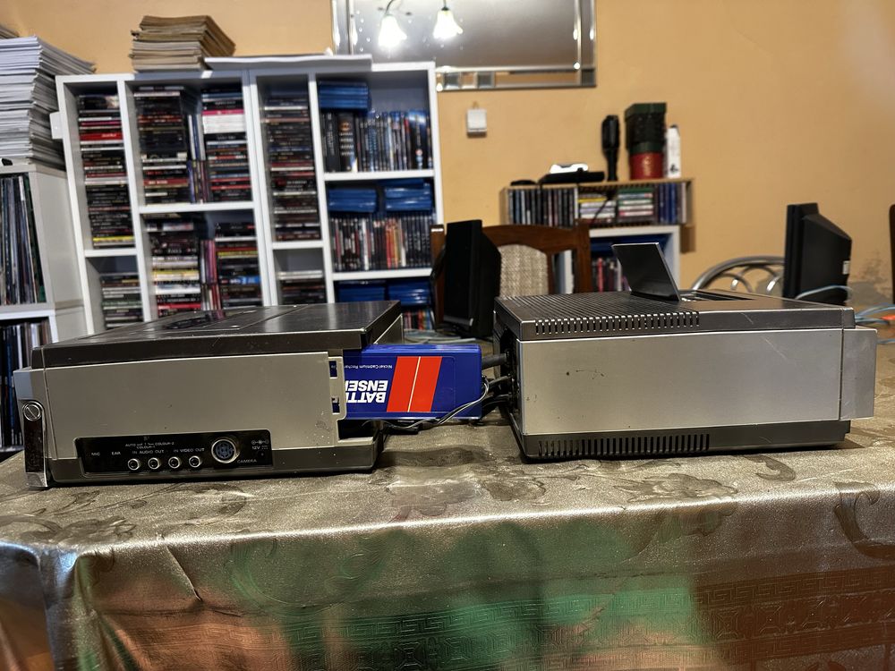 magnetowid + video timer ,,HITACHI  VT- 6500E + VT-TU65E"